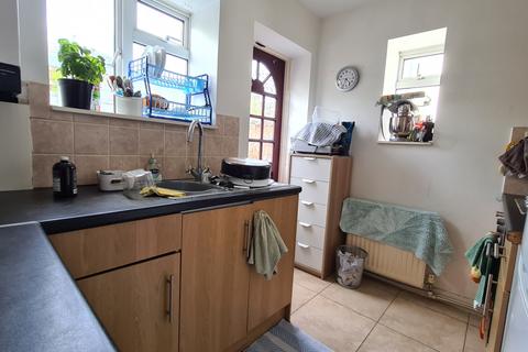 30 Hexham Gardens, Isleworth, TW7 5JR