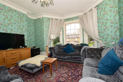 20 Frith Road, Dover, CT16 2PY