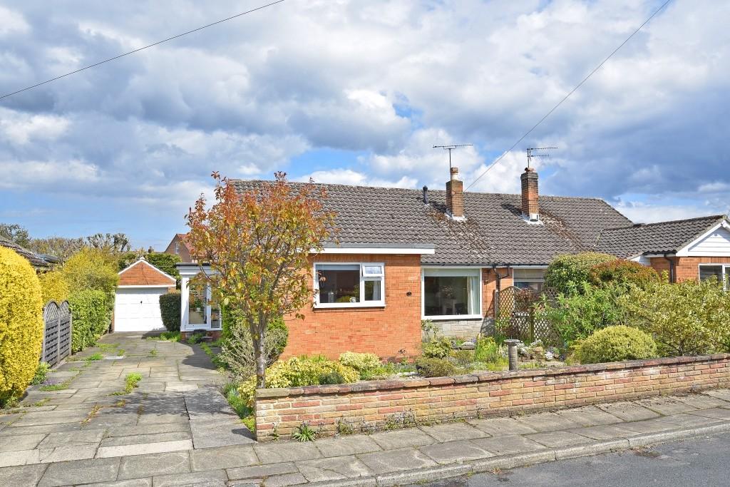 Rossett Holt Avenue, Harrogate 2 bed semidetached bungalow £349,500