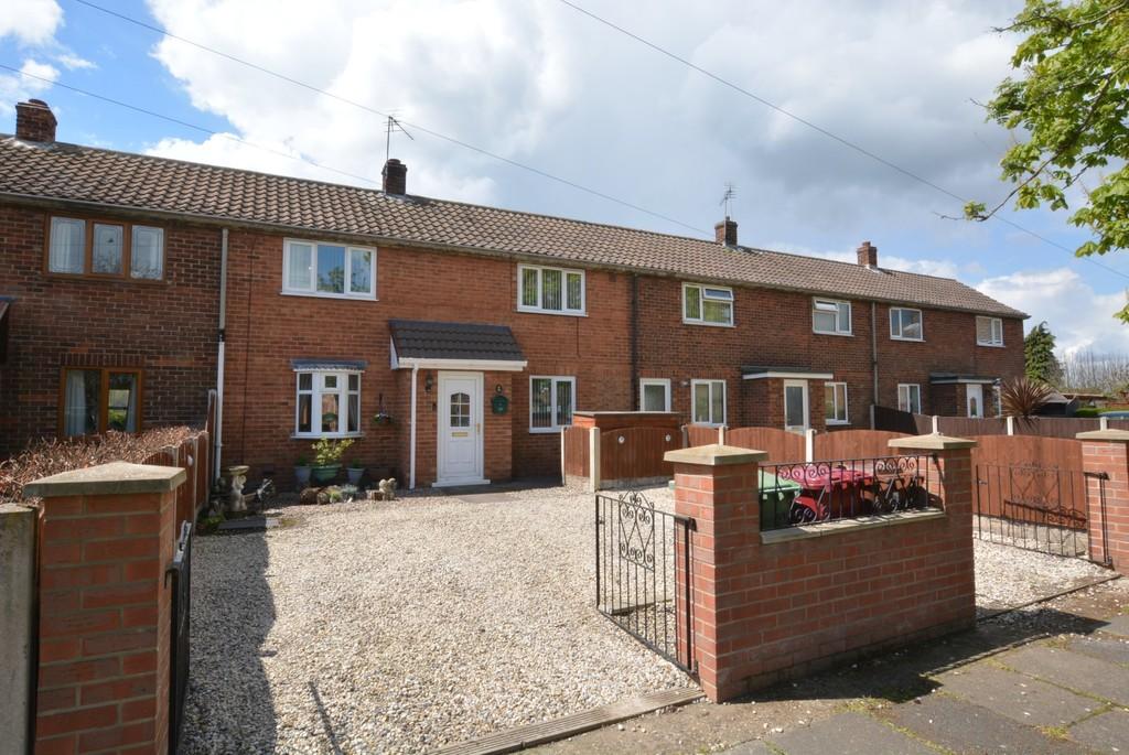 Windsor Crescent, Crowle 2 bed terraced house £135,000