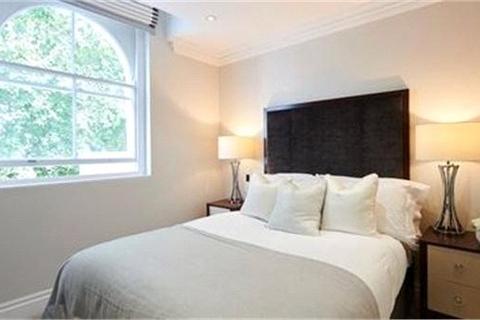 2 bedroom apartment to rent, Kensington Gardens Square, Kensington