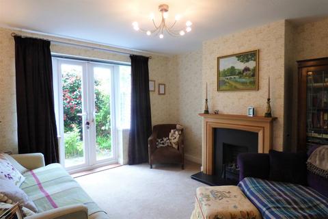 28 Giffords Croft, Lichfield, WS13 7HG
