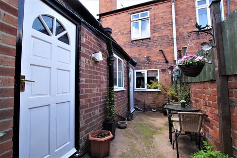 22 John Street, Uttoxeter, ST14 7QT