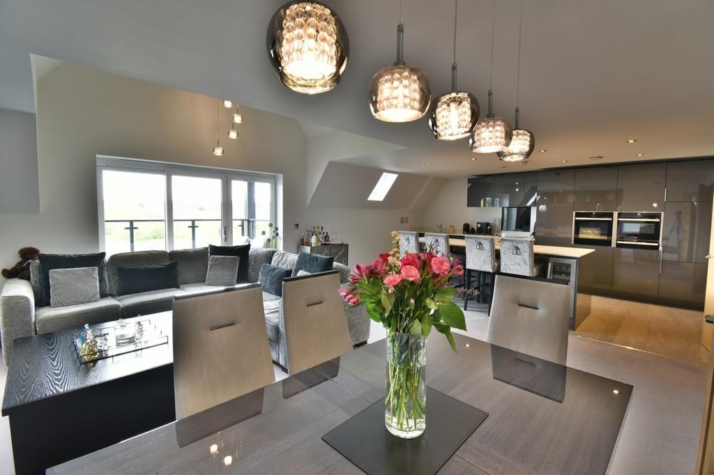 The Lakeside, Barton under Needwood, BurtonOnTrent 3 bed penthouse