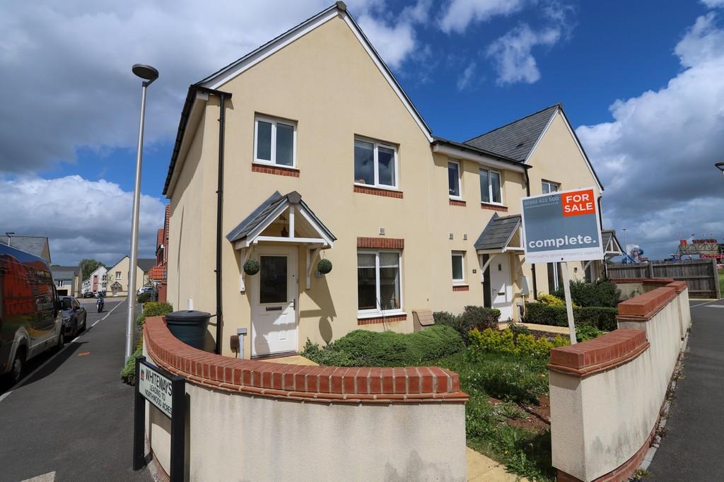 Shareford Way, Cranbrook 3 bed end of terrace house £250,000