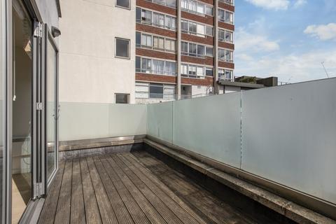 3 bedroom apartment to rent, Marshall Street, Carnaby W1