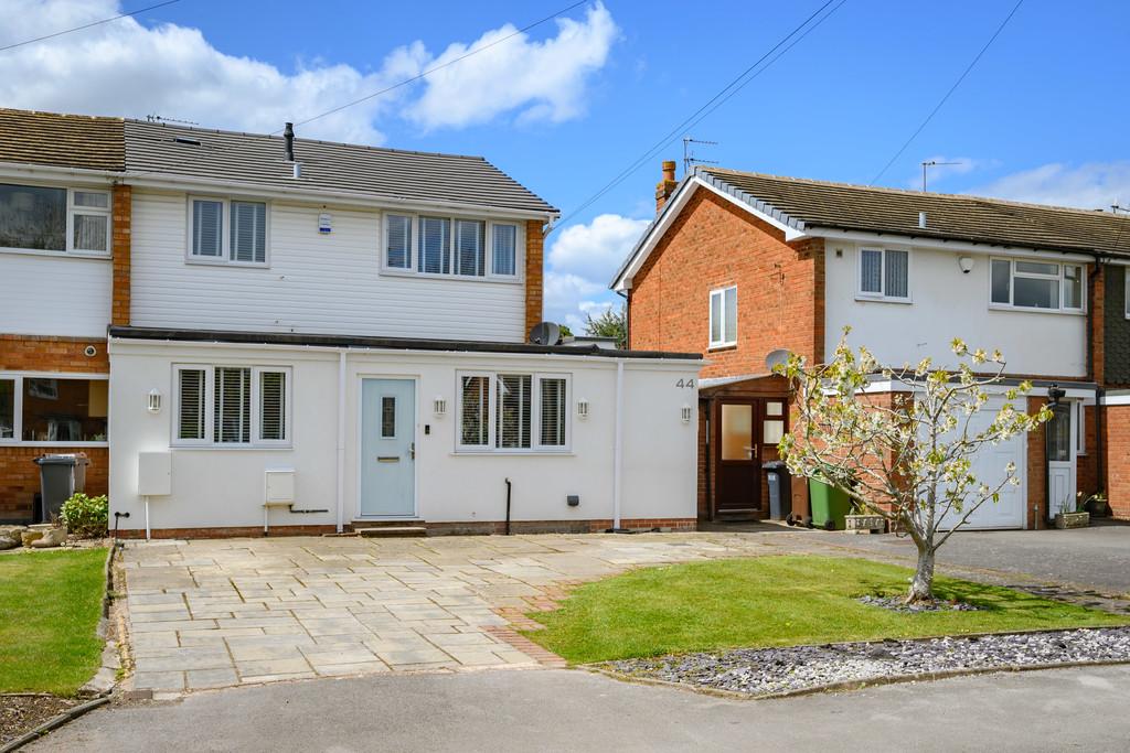 Orchard Road, Hockley Heath 3 bed end of terrace house £390,000