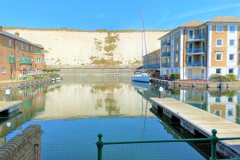 3 bedroom apartment to rent, Wellington Court, Brighton Marina Village, Brighton