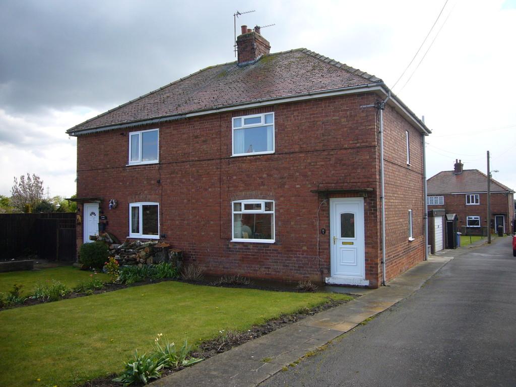 Council Houses, Main Street, Whitgift, Nr Goole, DN14 8HL 3 bed semi