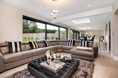 Marandor Exmouth Road, Exton, Exeter, EX3 0PZ