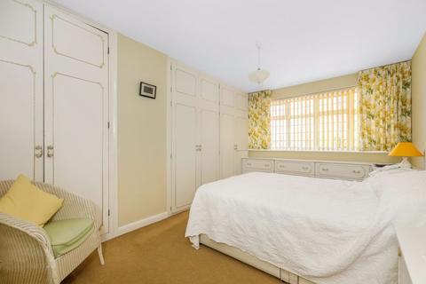 65 Tyron Way, Sidcup, DA14 6AZ