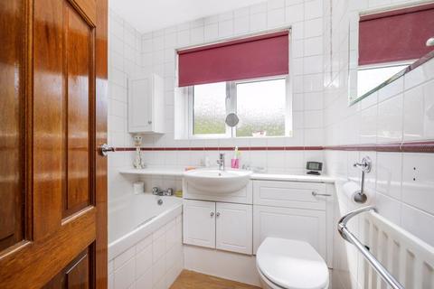 65 Tyron Way, Sidcup, DA14 6AZ