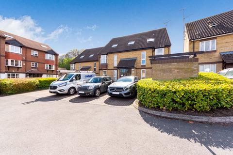 27 Heatherbank Close, Dartford, DA1 3PN