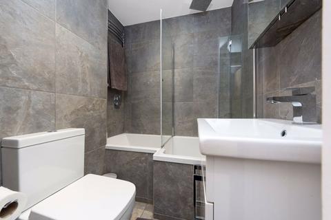 27 Heatherbank Close, Dartford, DA1 3PN