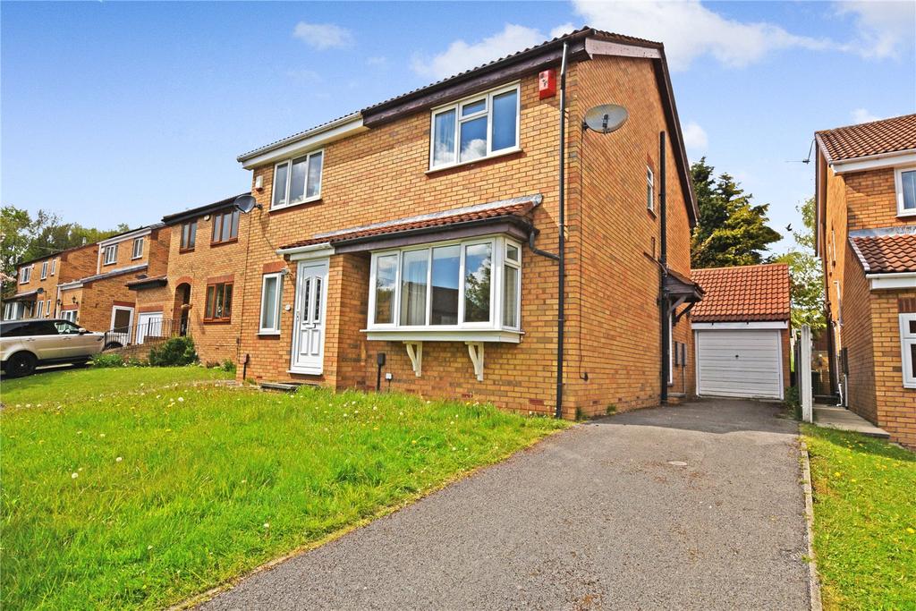 Harrier Way, Morley, Leeds 2 bed house £725 pcm (£167 pw)