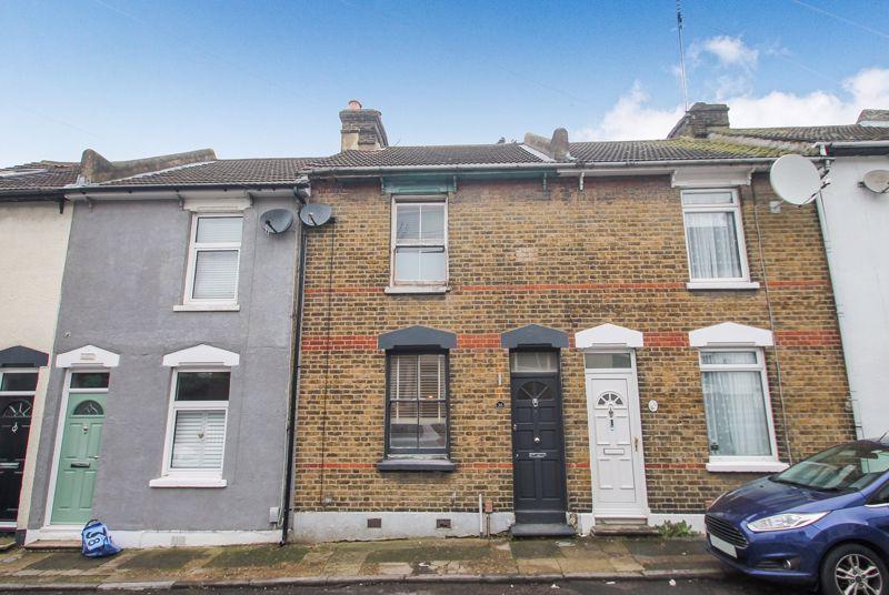 Sidney Road, Rochester 2 bed terraced house £200,000