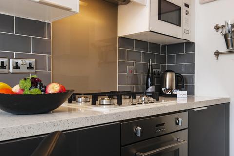43c Westbourne Gardens, Bayswater, London, W2 5NR