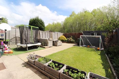 80 Chatsworth Crescent, Walsall, WS4 1RU