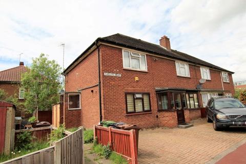 2 Radleys Mead, Dagenham, RM10 8SH