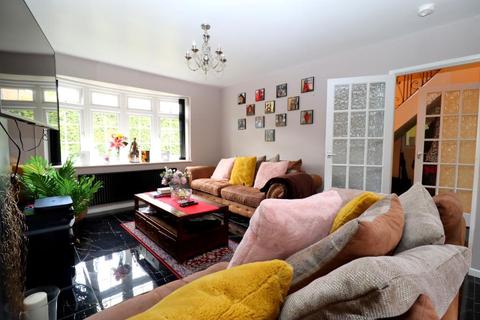 20 Broughton Avenue, Luton, LU3 2AR