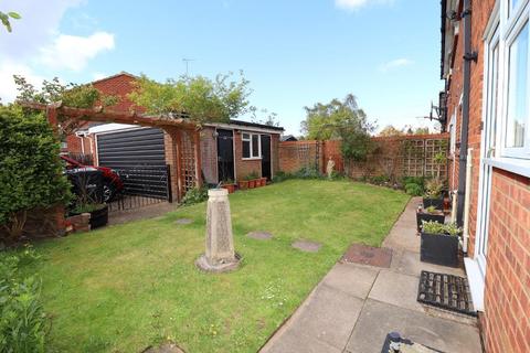 20 Broughton Avenue, Luton, LU3 2AR