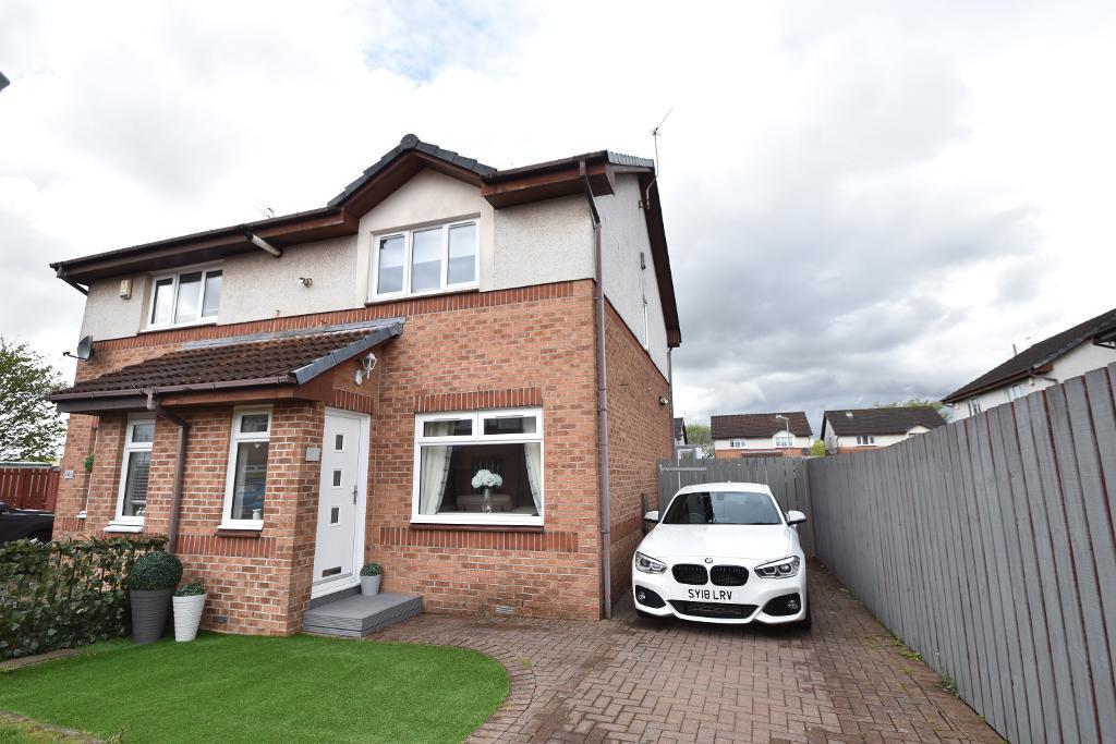 Jane Rae Gardens, Clydebank, Glasgow... 2 bed semidetached house £