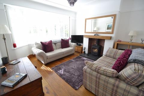 79 Birkenhead Road, Meols, Wirral, CH47 5AG