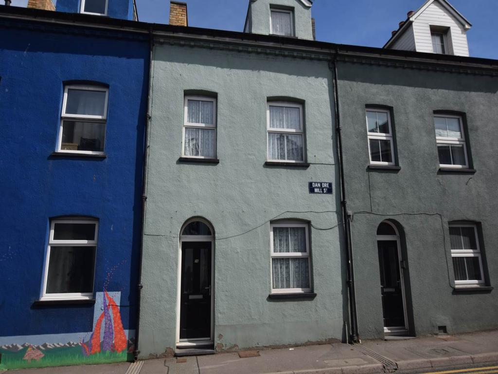 Mill Street, Aberystwyth, 2 bed flat £580 pcm (£134 pw)