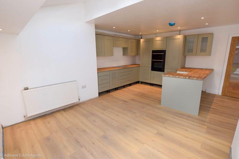 Rushgreen Road, Lymm, WA13 9QZ 3 bed semidetached house £410,000