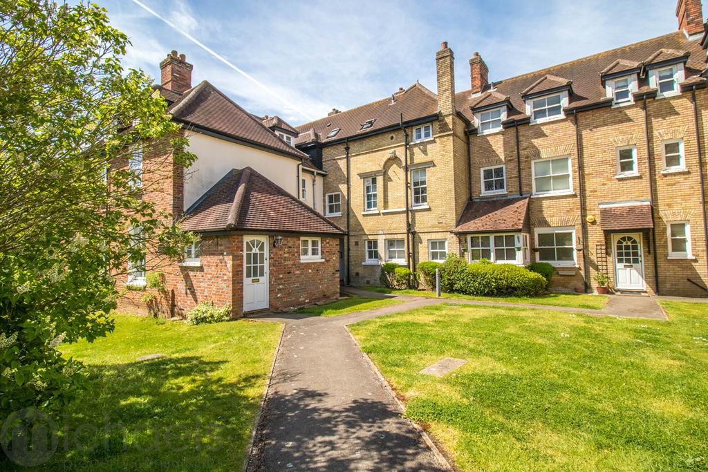 Station Road, Marks Tey, Colchester, CO6 1 bed £165,000
