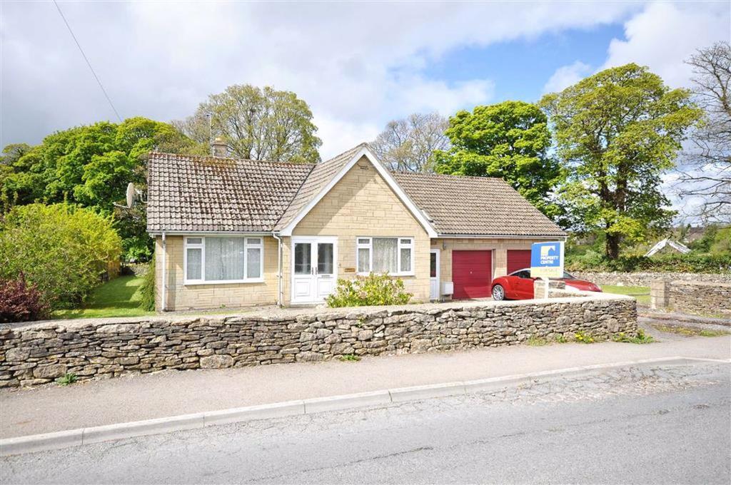 Middle Hill, Chalford Hill 2 bed bungalow £450,000