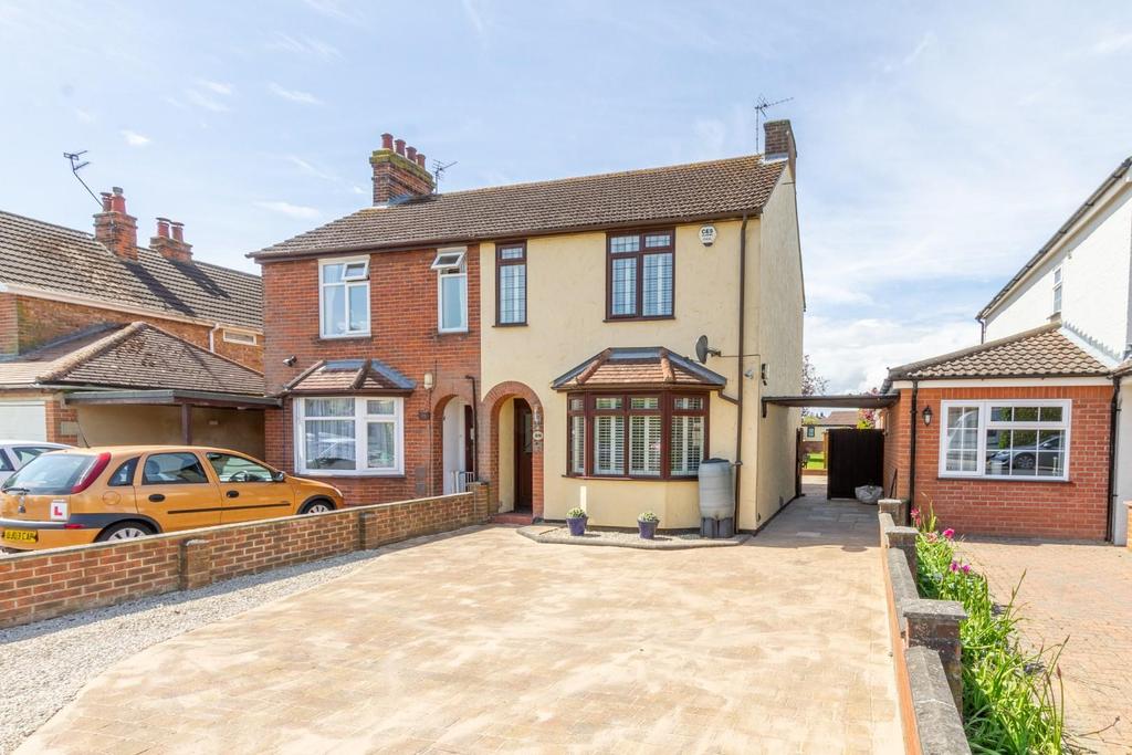 King Harold Road, Colchester 3 bed semidetached house £350,000