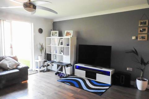 6 Mariners Way, Northfleet, Gravesend, DA11 9EP