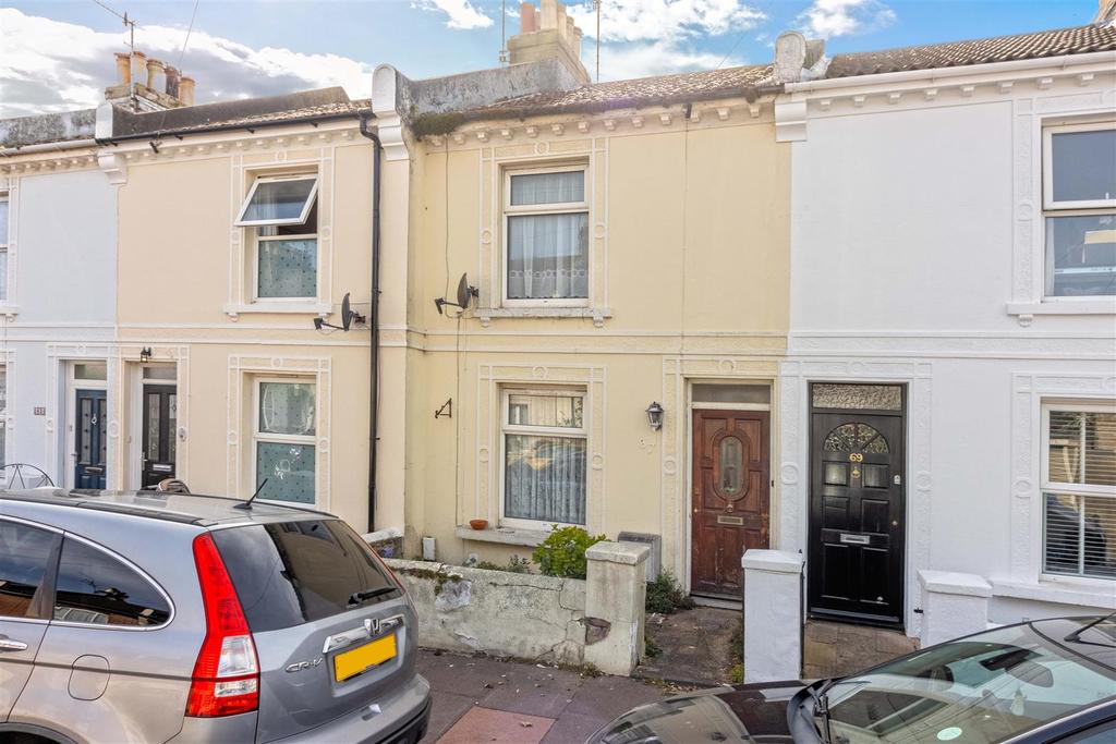 Howard Street, Worthing 2 bed terraced house £275,000