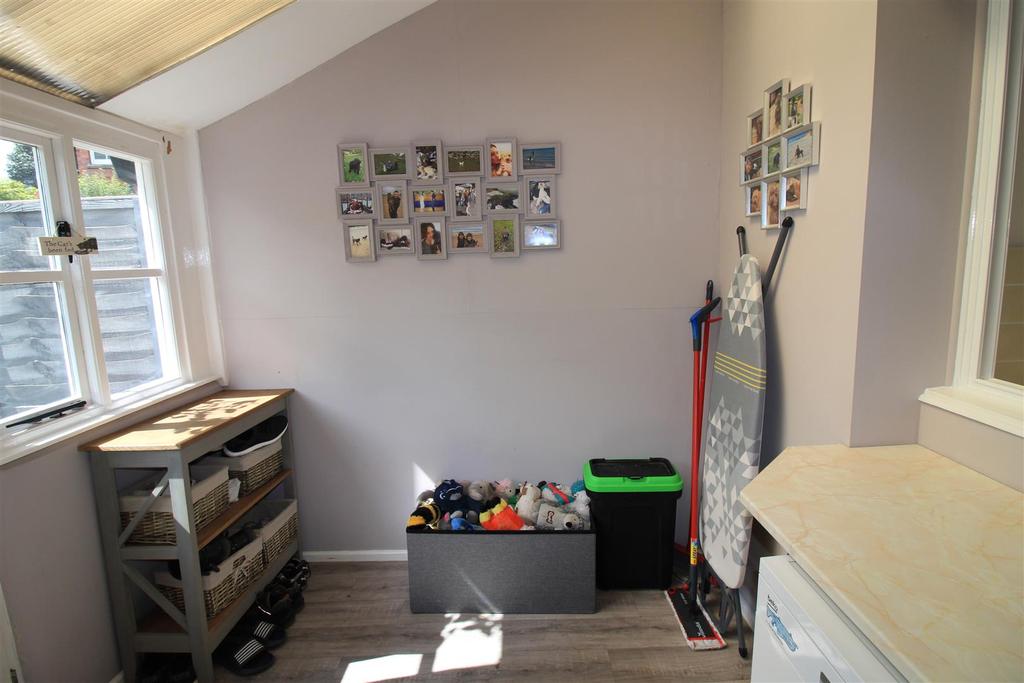 Sun Room.jpg