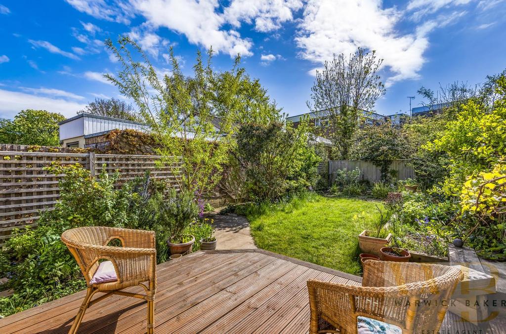 Connaught Avenue, ShorehamBySea 1 bed flat £276,000