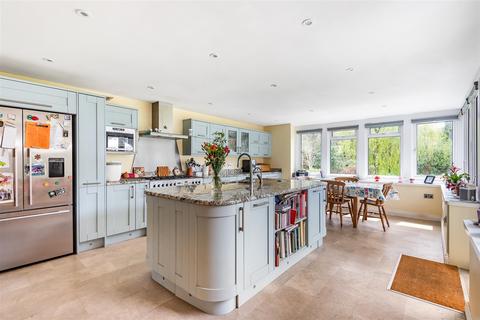 Pear Tree House Bow Road, Harbertonford, Totnes, TQ9 7TQ