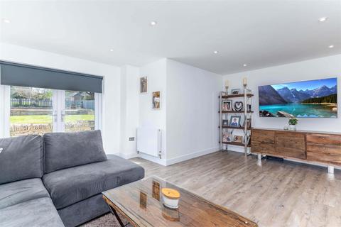 46 Pitchers Hill, Wickhamford, Evesham, WR11 7RT