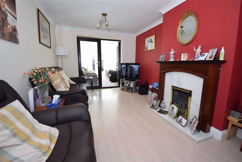 Lorrain Road, South Shields 2 bed end of terrace house £114,950