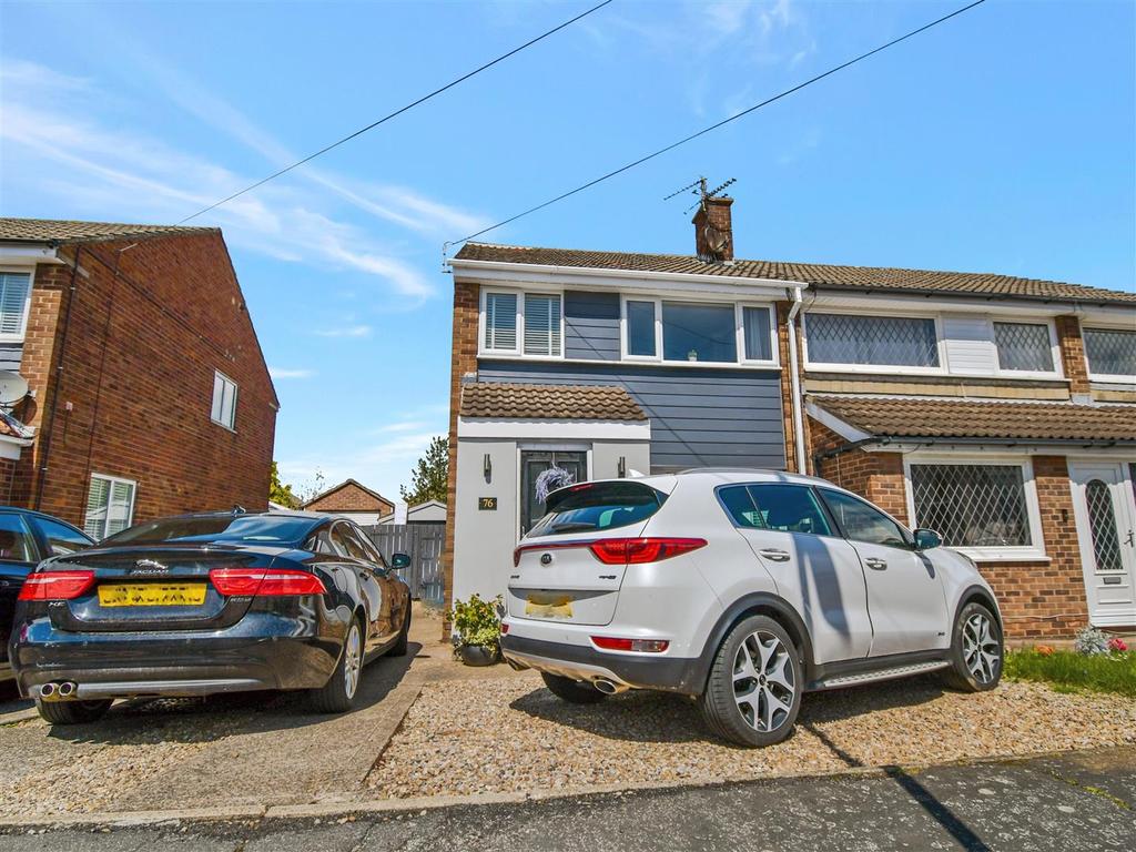 Ridgestone Avenue, Bilton, Hull 3 bed semidetached house £165,000