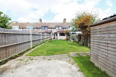 93 Heath Way, Erith, DA8 3LZ