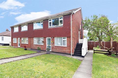 1a Honeyden Road, Sidcup, DA14 5LX
