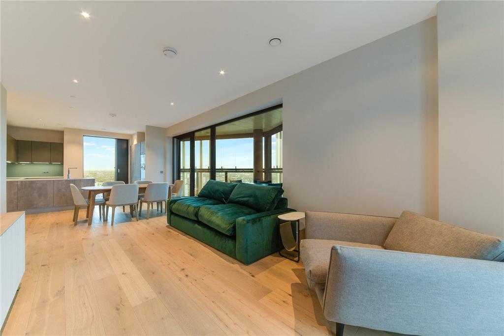 Mansbridge House, Battersea Park... 3 bed apartment £3,500 pcm (£808 pw)
