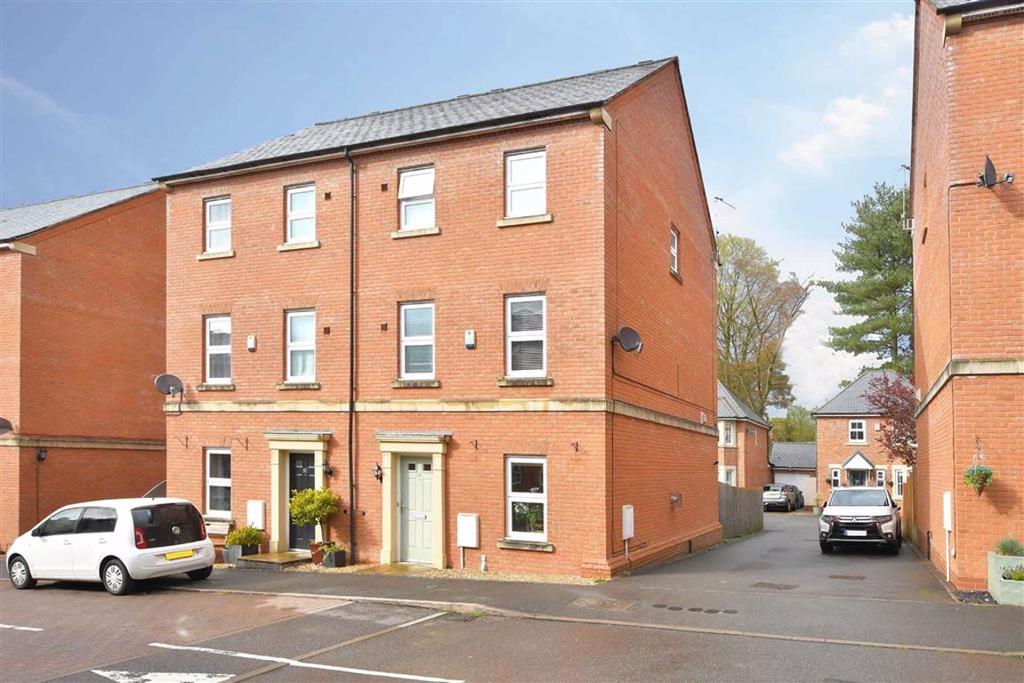 Willow Drive, St Edwards Park, Cheddleton 4 bed semidetached house £