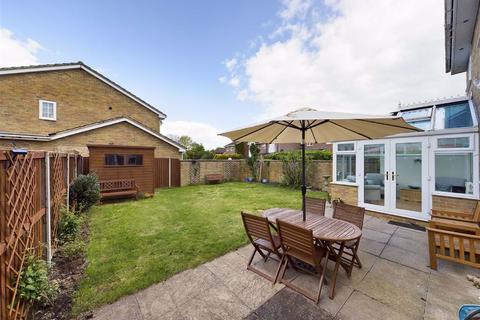 2 Hanover Way, Churchdown, Gloucester, GL3 1NJ