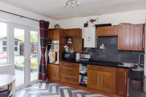 43 Highfield, Withernsea, HU19 2LJ