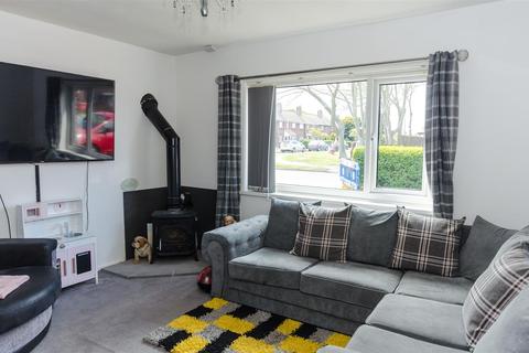 43 Highfield, Withernsea, HU19 2LJ
