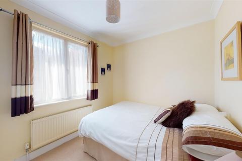 7 Chichester Road, Sandgate, Folkestone, CT20 3BN