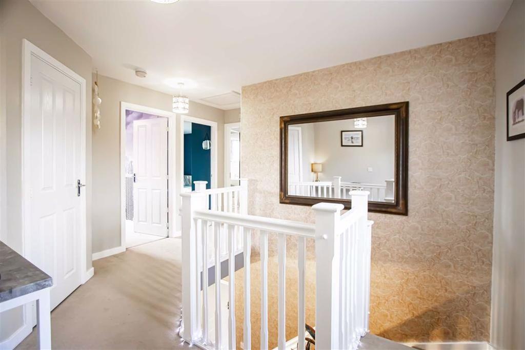 Galleried landing