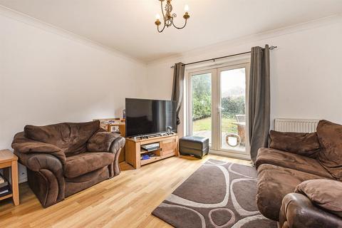 14 Beckett Road, Andover, SP10 3HT